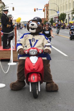 Victoria'nın en büyük geçit töreni,