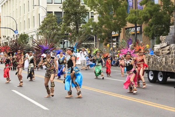 Victoria'nın en büyük geçit töreni,