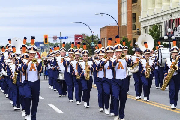 Yürüyüş Yasakları Geçit Töreni'nde