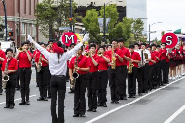 Geçit Töreni'nde Yürüyüş Yasakları 