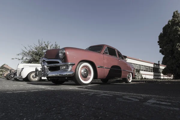 Vintage αυτοκίνητα σε εξαιρετική κατάσταση — Φωτογραφία Αρχείου