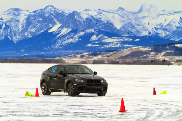 Carreras de coches en hielo —  Fotos de Stock