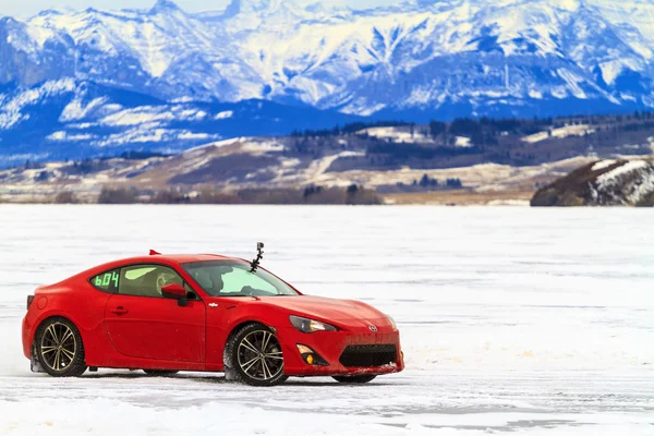 Carreras de coches en hielo —  Fotos de Stock