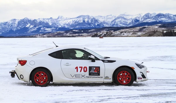 Corrida de carro no gelo — Fotografia de Stock