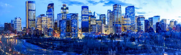 Calgary Innenstadt im Panorama — Stockfoto