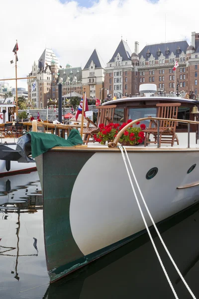 Retro boten In de haven van Victoria — Stockfoto
