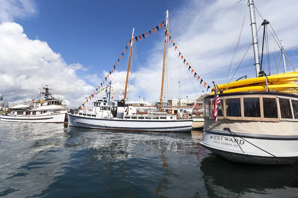 Hermosos barcos retro —  Fotos de Stock