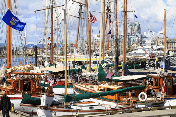 Barcos clássicos bonitos em Victoria Festival — Fotografia de Stock