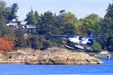 Victoria Limanı'nda Iniş Float Uçağı