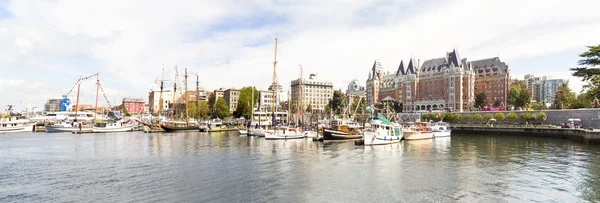 Klasyczny Boat Festival w Panorama — Zdjęcie stockowe