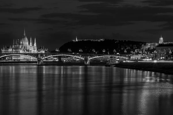 Budapest Night Panorama Parliament House Royal Castle Margaret Bridge Foreground — Stock Photo, Image