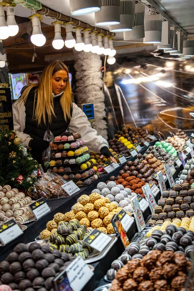 Budapest Hungría Diciembre 2019 Dulces Todas Sus Formas Turistas Los — Foto de Stock