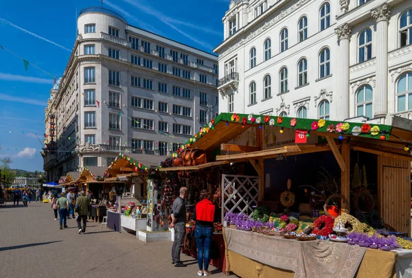 Budapest Ungarn April 2018 Touristen Und Besucher Auf Dem Berühmten — Stockfoto