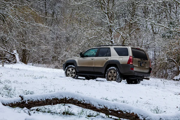 Pilis Dağı Sıradağları Macaristan Ocak 2021 Lüks Suv 4X4 Kış — Stok fotoğraf