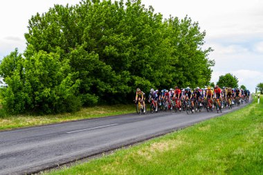  Macaristan 12 Mayıs 2021: Birinci aşama sırasında Siofok ve Kaposvar arasında yolculuk. 