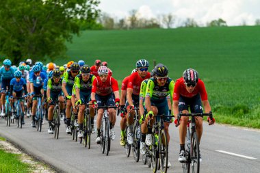 Macaristan 5. 12, 2021: Birinci aşama süresince Siofok ve Kaposvar arasında yolculuk. 