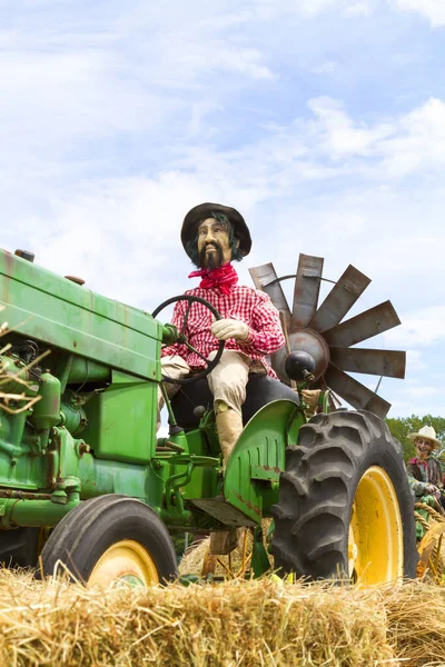 Victoria Canadá Mayo Títere Campesino Una Carroza Espera Del Desfile — Foto de Stock