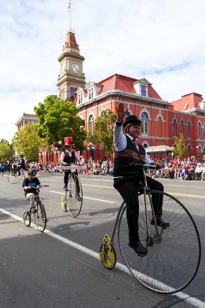 Victoria Canada Mei Victoria Grootste Parade Het Aantrekken Van Meer — Stockfoto