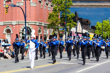 Victoria Canada - 22 Mayıs 17: Victoria 'nın en büyük geçit töreni ve Kanada ve ABD' den 100.000 'den fazla insan.