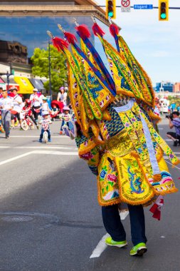 Victoria Canada - 22 Mayıs 17: Victoria 'nın en büyük geçit töreni ve Kanada ve ABD' den 100.000 'den fazla insan.