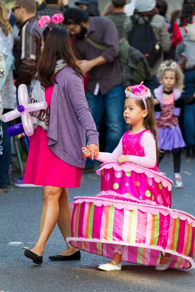 Victoria Canada Oct Crowded Downtown Happy Joyful People Wearing Halloween — стоковое фото