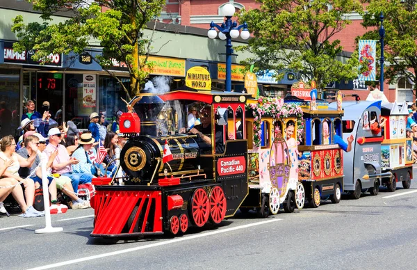 Victoria Canada May Victoria Largest Parade Attracting Well 100 000 — Stock Photo, Image