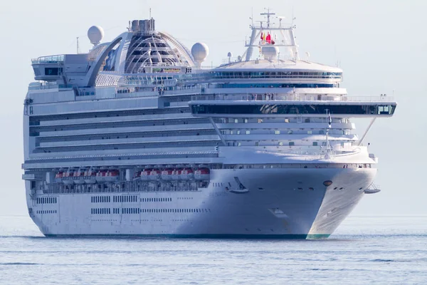 Cruise Ship Sea — Stock Photo, Image