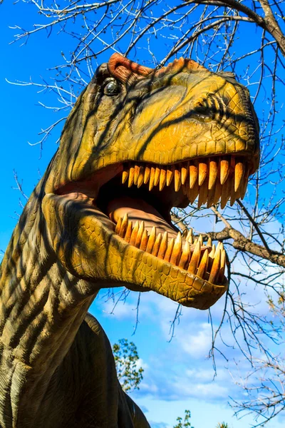 Dinoszaurusz Parkban — Stock Fotó