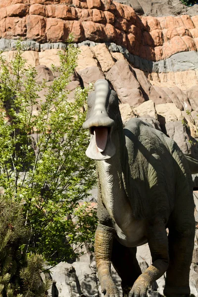 Dinosaure Dans Parc — Photo