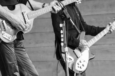 Kanada, Victoria - 21 Temmuz 2016: Victoria Kasaba halkı için yerel müzisyenlerin performansı