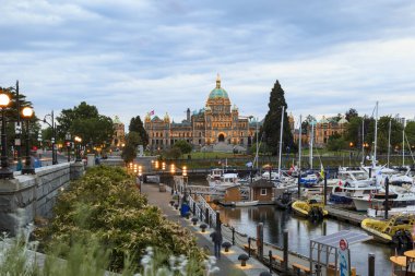 Victoria Gece Işıkları, Kanada