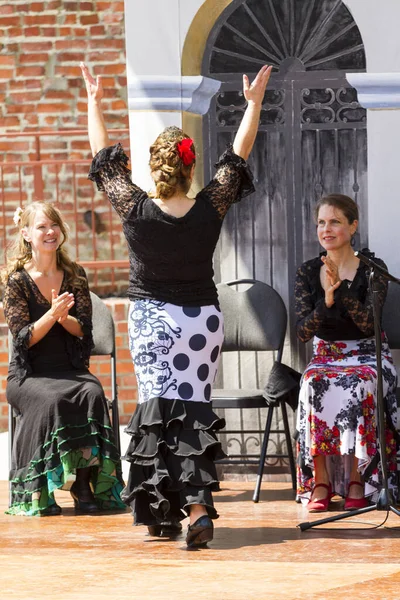 Victoria Flamenco Festival Ženy Tančí Jevišti Victoria Kanada — Stock fotografie