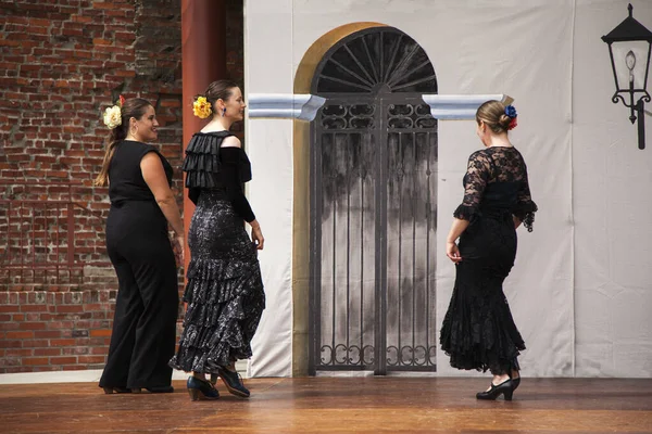 Victoria Flamenco Festival Ženy Tančí Jevišti Victoria Kanada — Stock fotografie