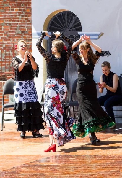 Victoria Flamenco Festival Ženy Tančí Jevišti Victoria Kanada — Stock fotografie