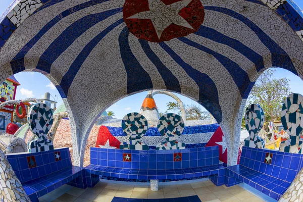 Парк Гуэль Барселона Элементы Мозаики — стоковое фото