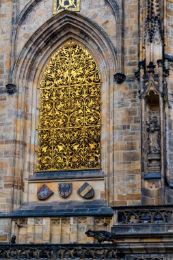 Çek Cumhuriyeti Prag 'daki antik katedralin dış görünüşü 