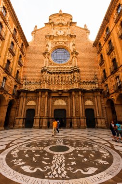 Barselona şehrindeki kutsal mezarlığın katedrali.