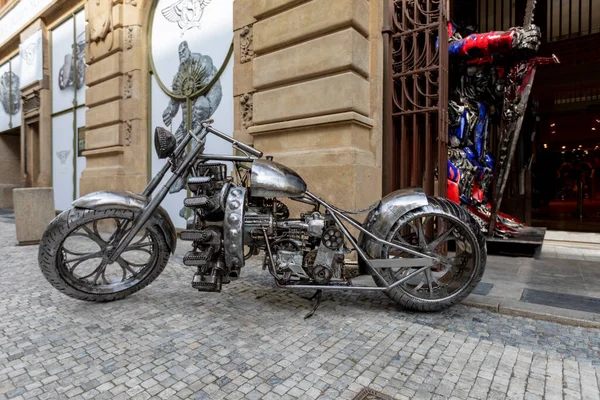 Prag Tschechische Republik Jun 2018 Die Galerie Der Stahlfiguren Pruszkw — Stockfoto