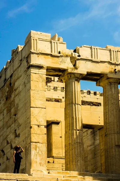 アテネのアクロポリスにあるパルテノン神殿で — ストック写真