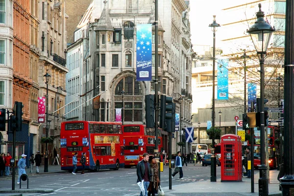 London Egyesült Királyság Circa Szeptember 2016 Turisták Sétálnak Utcán Közel — Stock Fotó