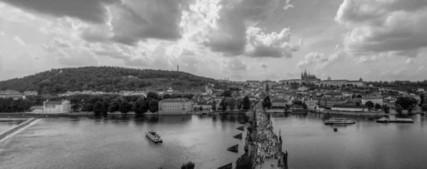 Prague Czech Republic June 2018 Panoramic View Tourists Charles Bridge — Stok fotoğraf
