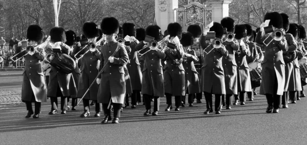 Londýn Velká Británie Prosince 2005 Buckinghamský Palác Výměna Stráže Buckinghamském — Stock fotografie