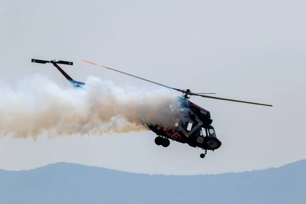 Elicottero Che Vola Nel Cielo — Foto Stock