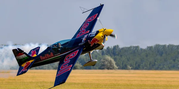 Combatiente Militar Ruso Volando Cielo —  Fotos de Stock