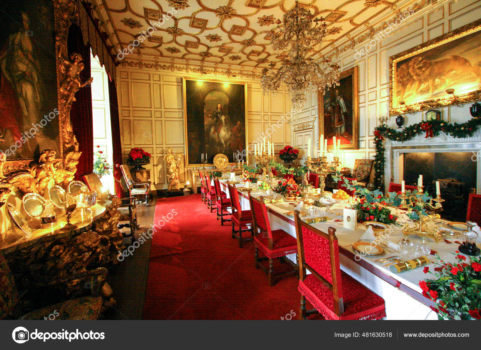 Warwick castle reflected from Banbury road bridge Stock Photo - Alamy, image size:1600x1167