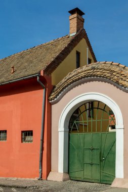 Sopron, Macaristan - 2 Haziran 2019: Tarihi Eski Şehir. Sopron 'un kasabası 300-500 yıl öncesi gibi..