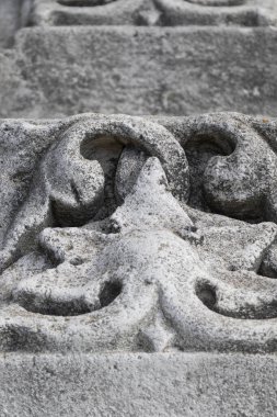 Eski şehirde eski taş oymacılığı 