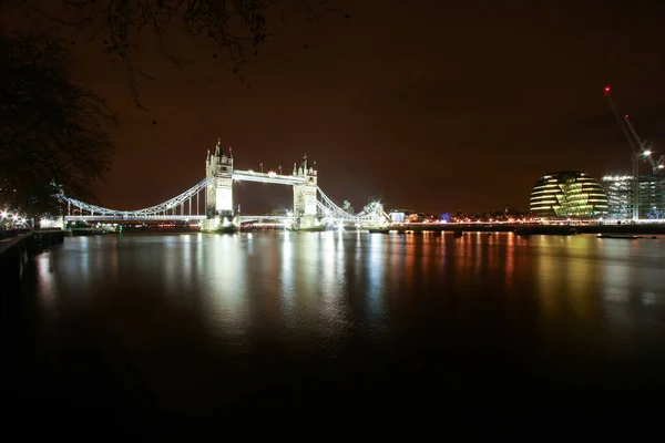 Tower Bridge Londres Puente Cruza Río Támesis Cerca Torre Londres — Foto de Stock