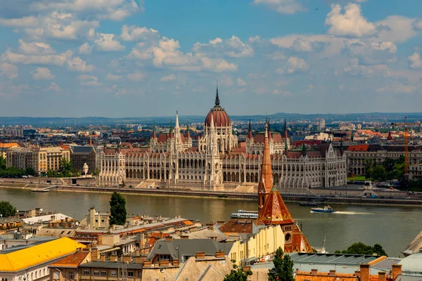 강변에 도시가 헝가리 헝가리 페스트 — 스톡 사진