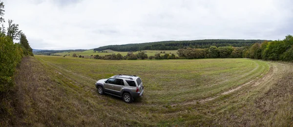 Coche Carretera Bosque — Foto de Stock